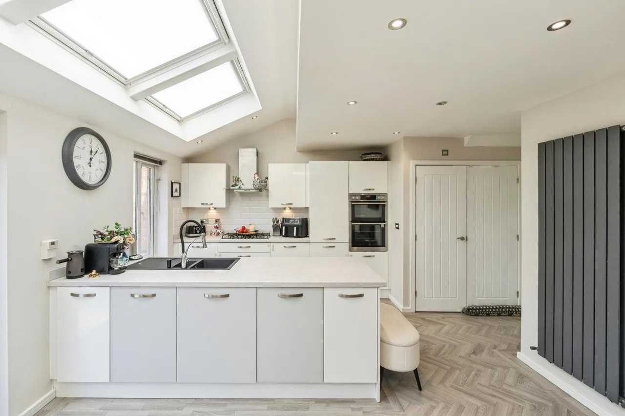 Thorne Crescent, Manchester, M28, photo 9