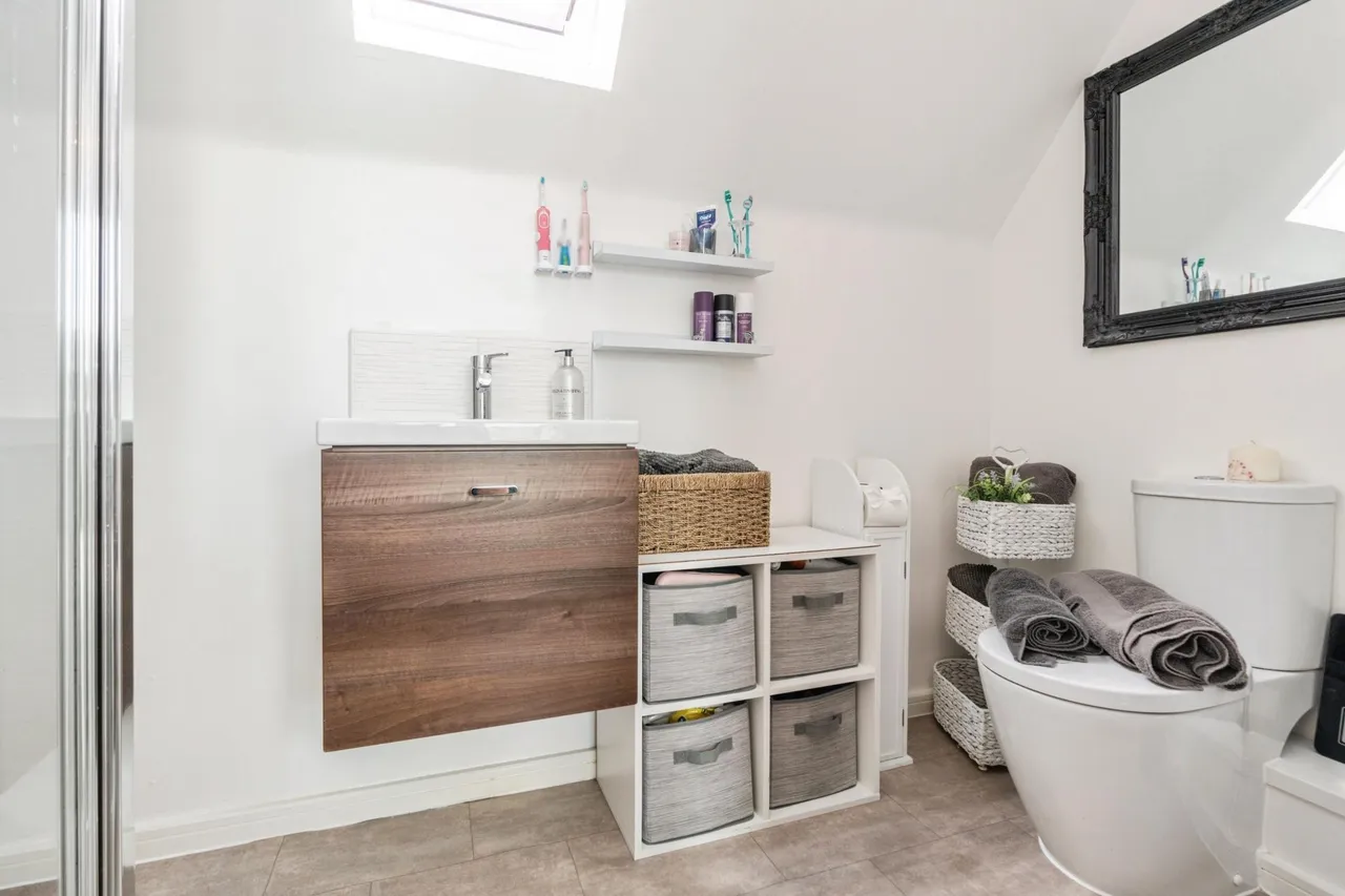 Thorne Crescent, Manchester, M28, photo 15