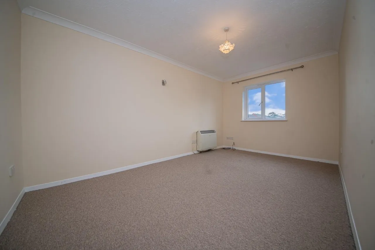 Fair Oak Road, Fair Oak, Eastleigh, SO50 7AL, photo 4