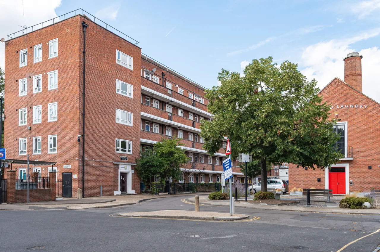 7 Sidgwick House, Stockwell Road, London, photo 2