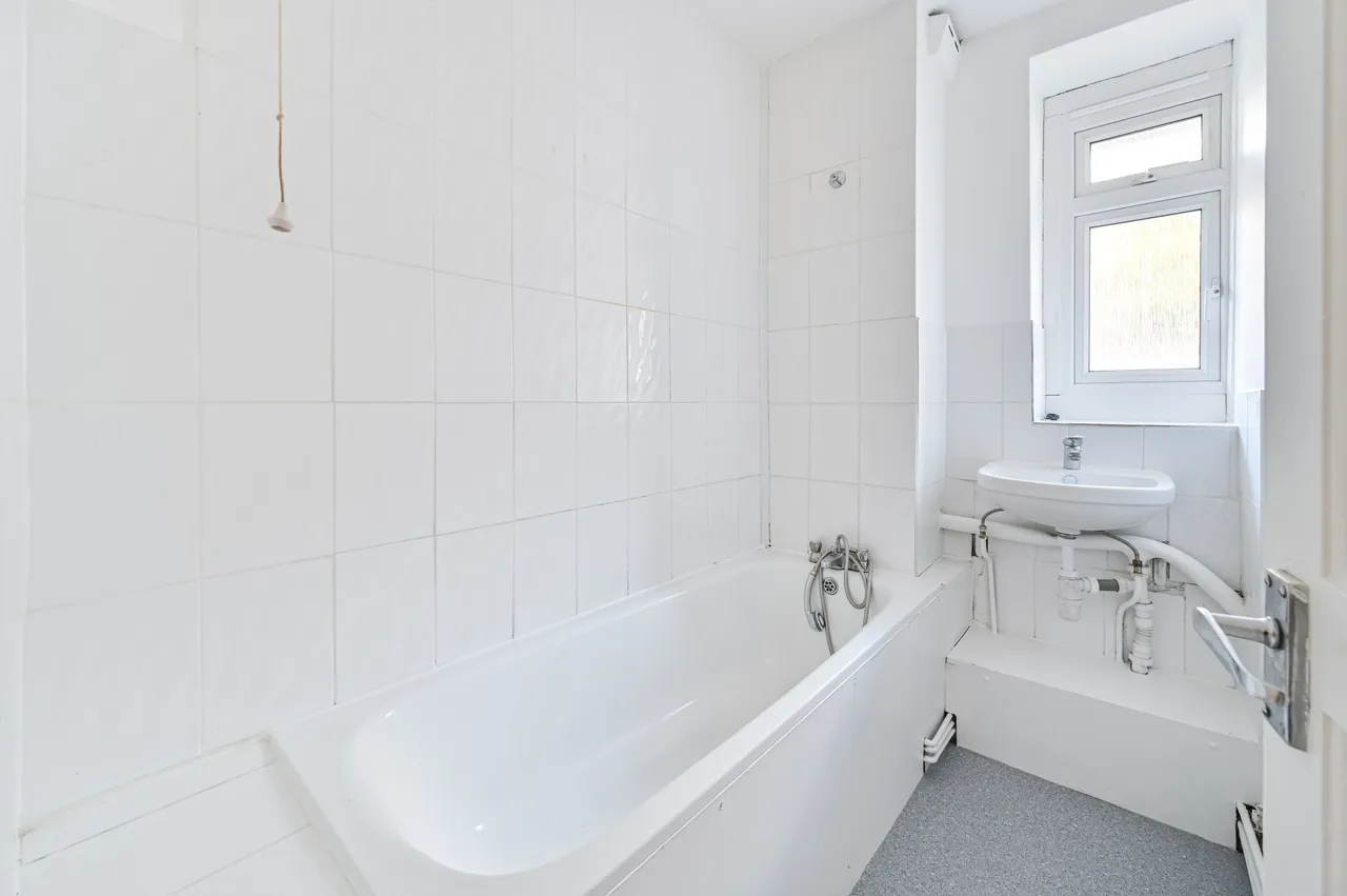 7 Sidgwick House, Stockwell Road, London, photo 12