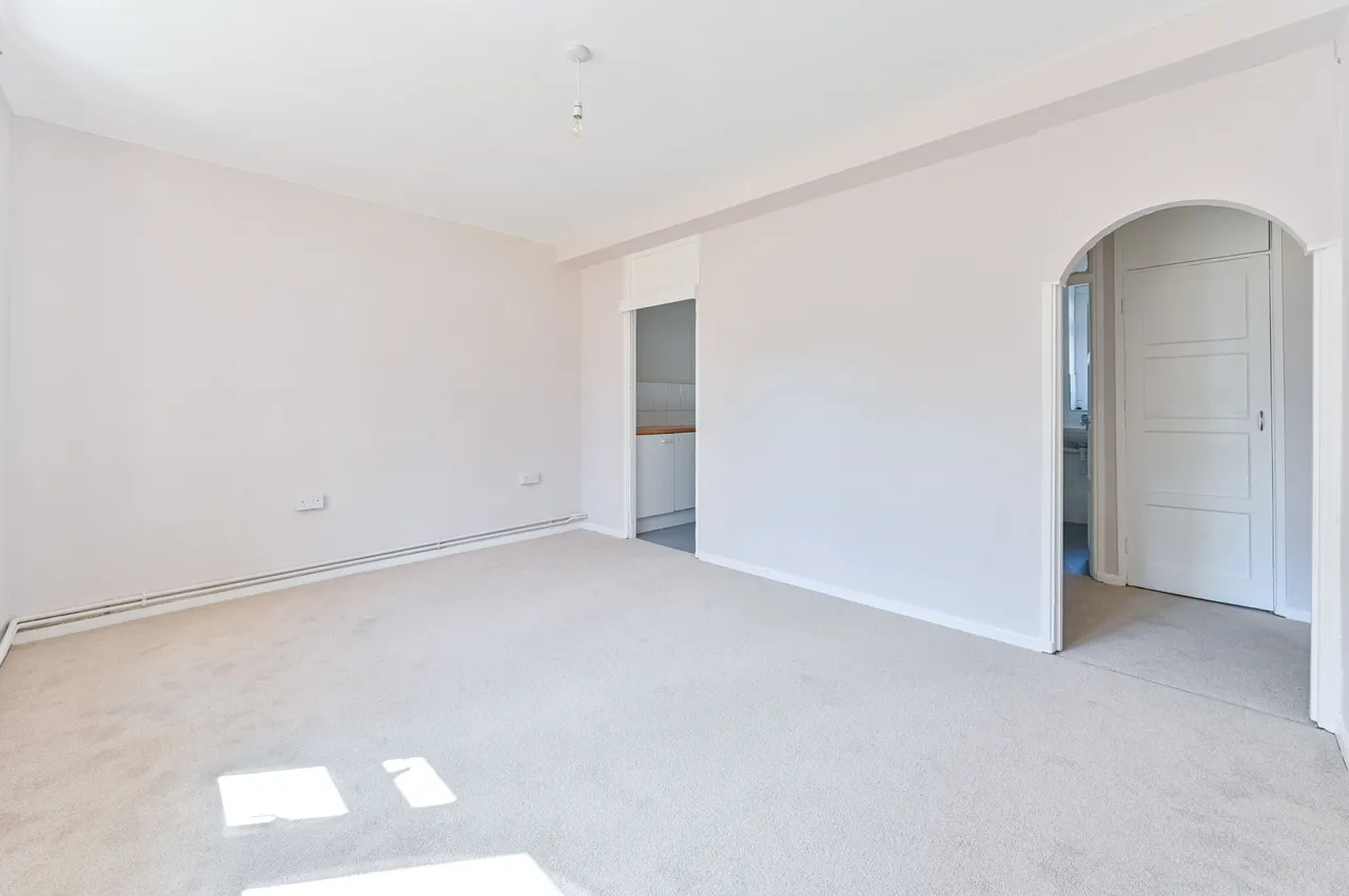 7 Sidgwick House, Stockwell Road, London, photo 3