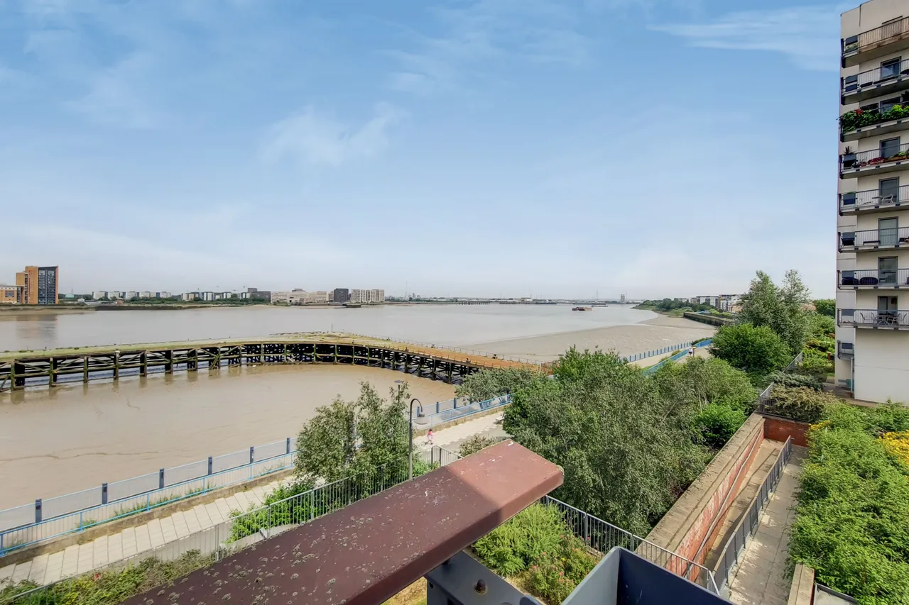 26 Tideslea Tower, Erebus Drive, London, photo 11