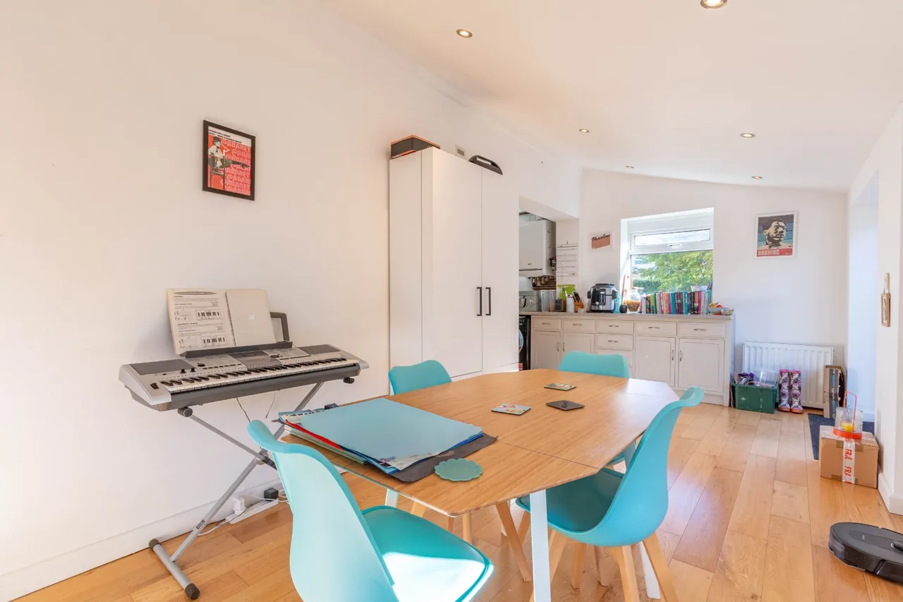 Grange Avenue, Ilkley, LS29, photo 4