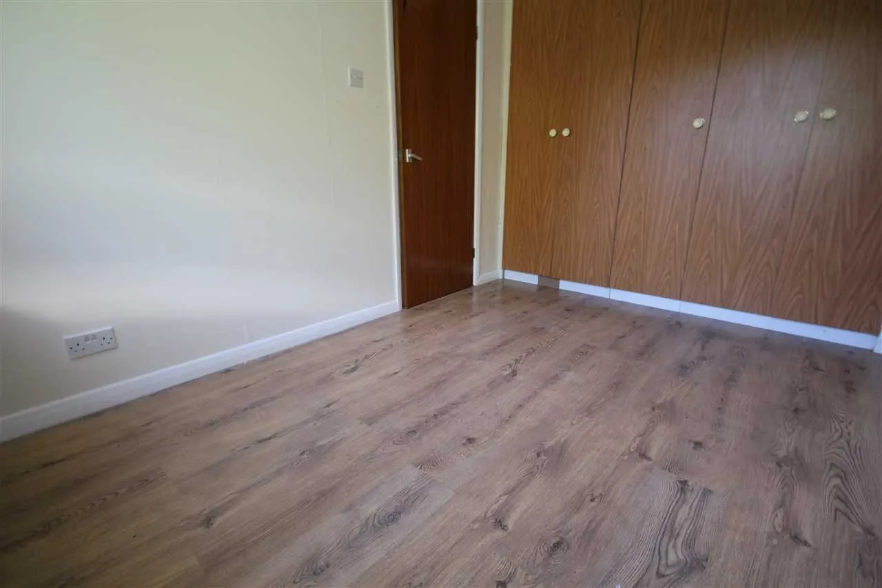 Alexandra Avenue, Harrow, photo 6