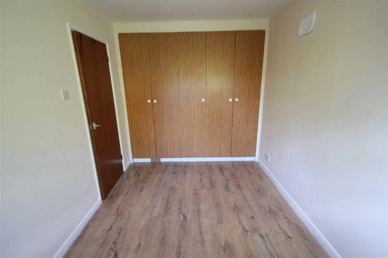 Alexandra Avenue, Harrow, photo 7