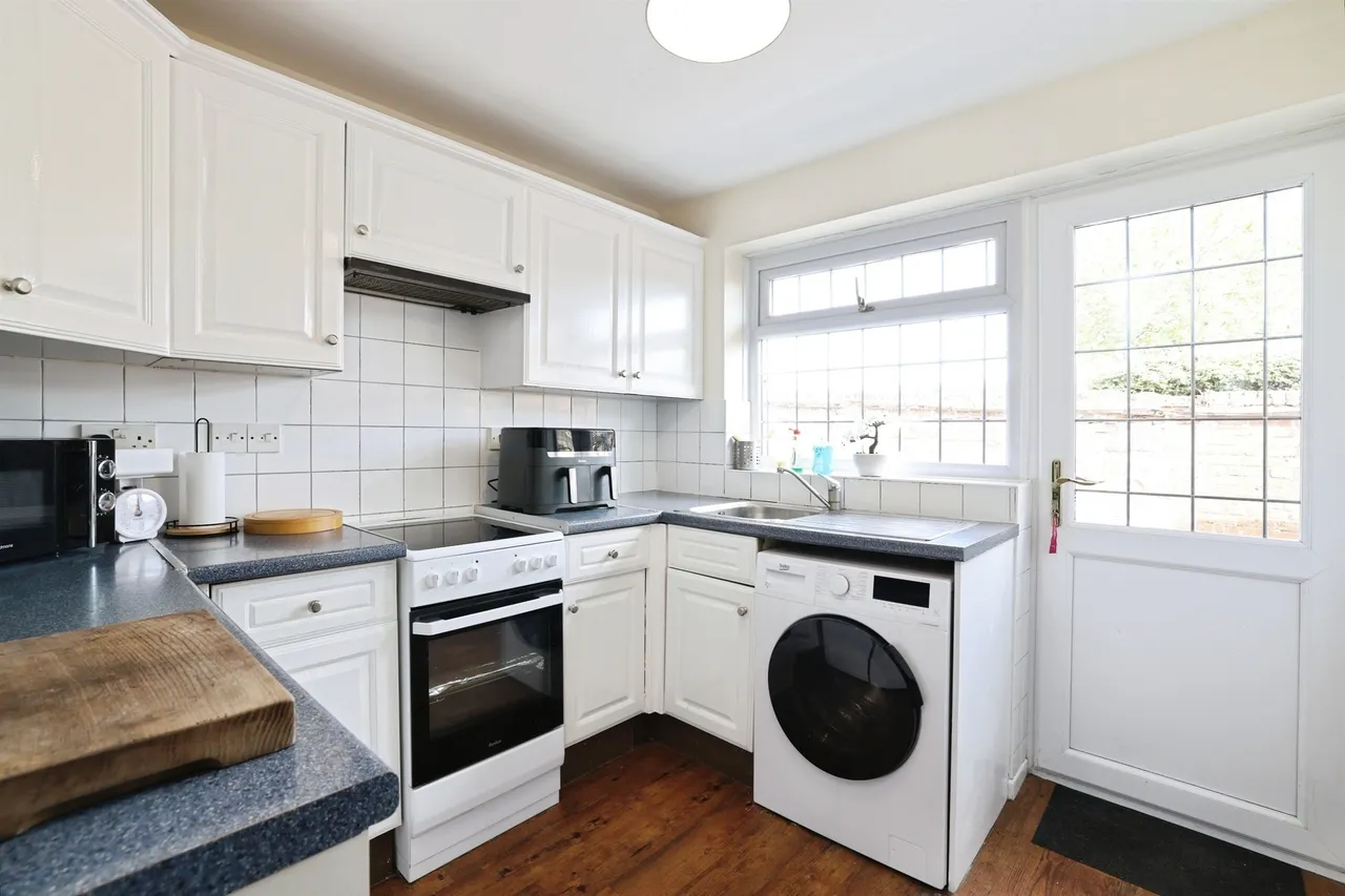 Queensway, Netheravon, SALISBURY, photo 7