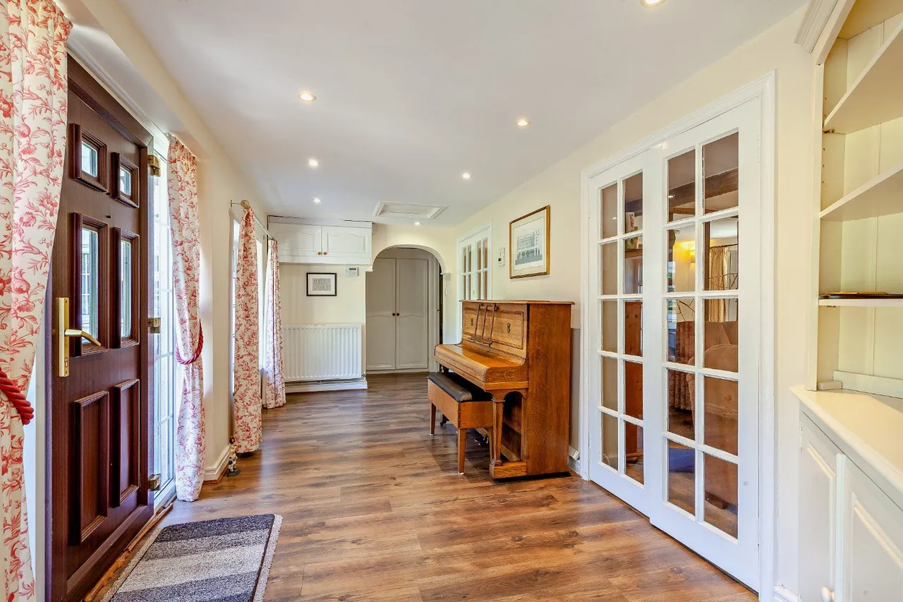 Stagden Cross, High Easter, Chelmsford, CM1 4QY, photo 7