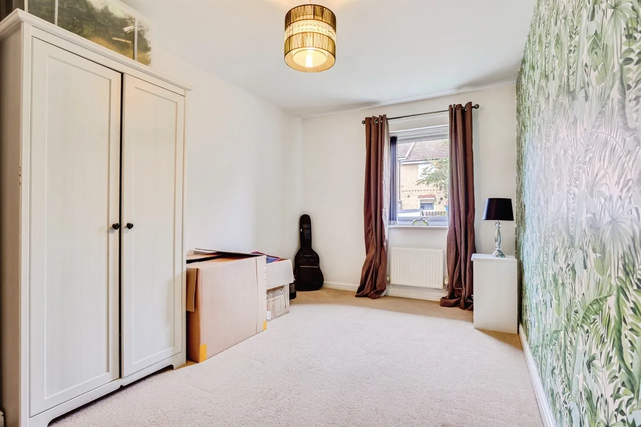 Vaughan Way, Wakefield, WF2, photo 11