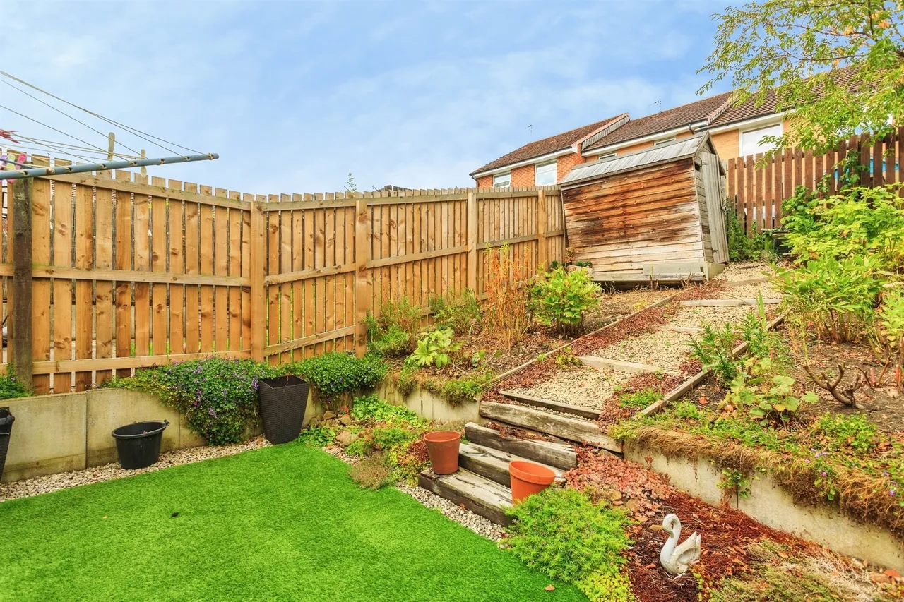 Vaughan Way, Wakefield, WF2, photo 17