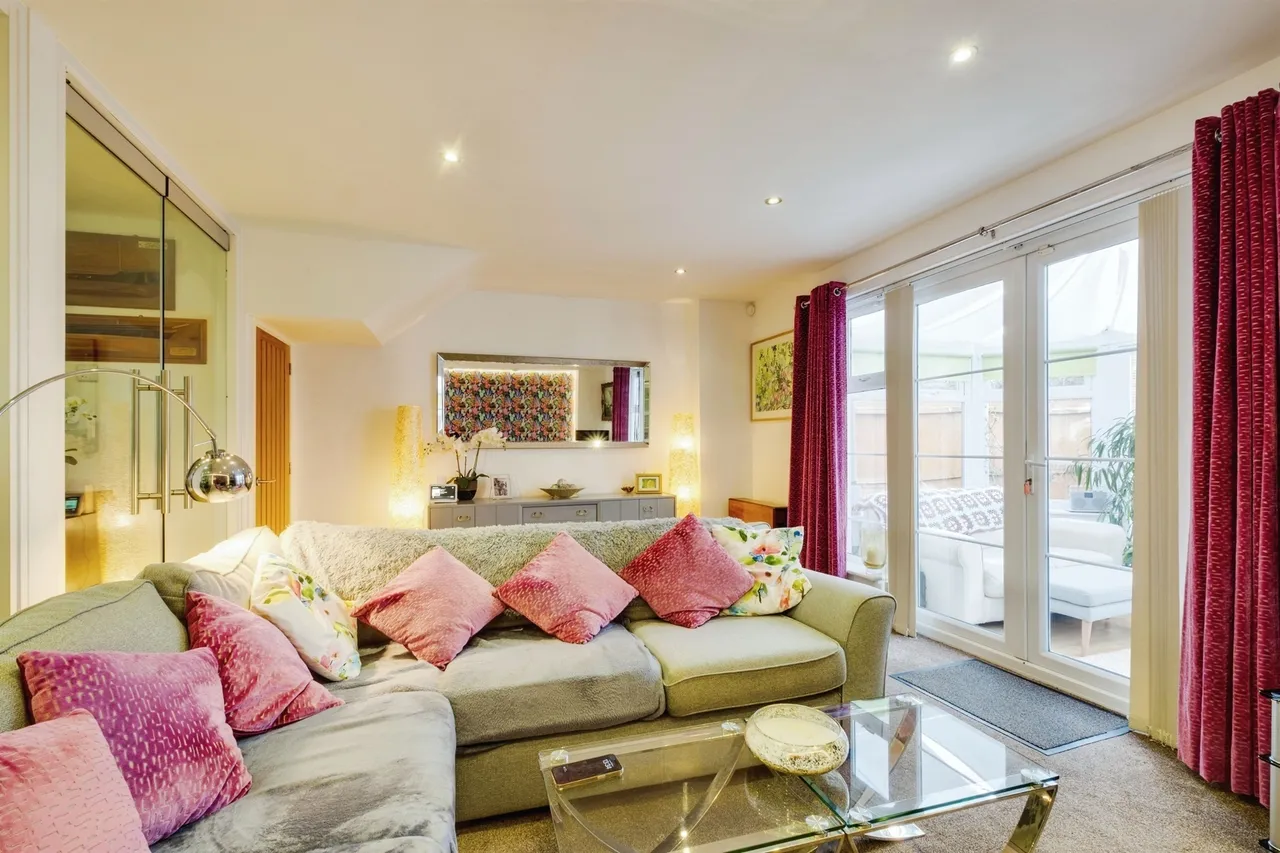 Park Close, Poole, BH15, photo 6