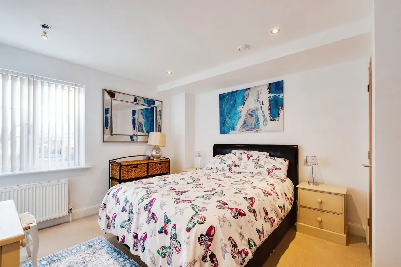 Park Close, Poole, BH15, photo 9