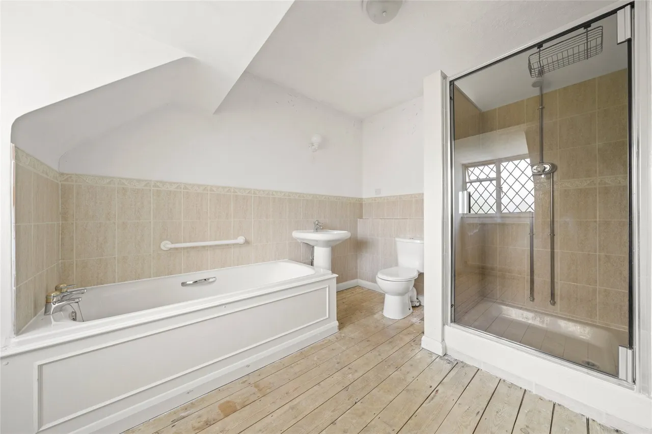 The Mount, Weybridge, Surrey, KT13, photo 11