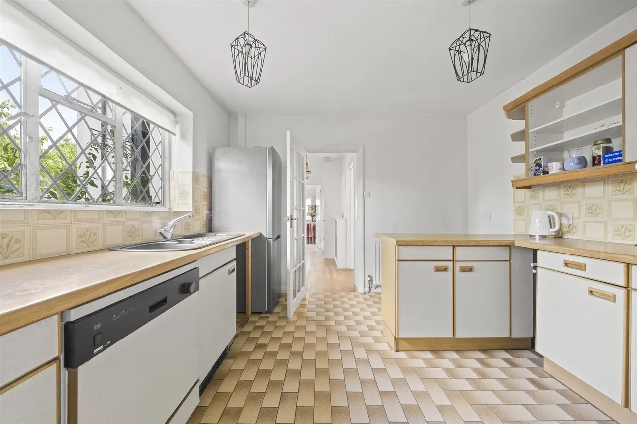 The Mount, Weybridge, Surrey, KT13, photo 6