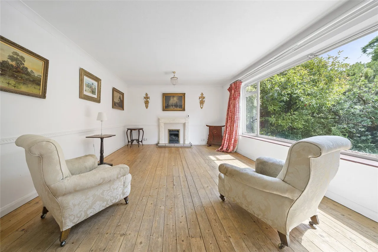 The Mount, Weybridge, Surrey, KT13, photo 2