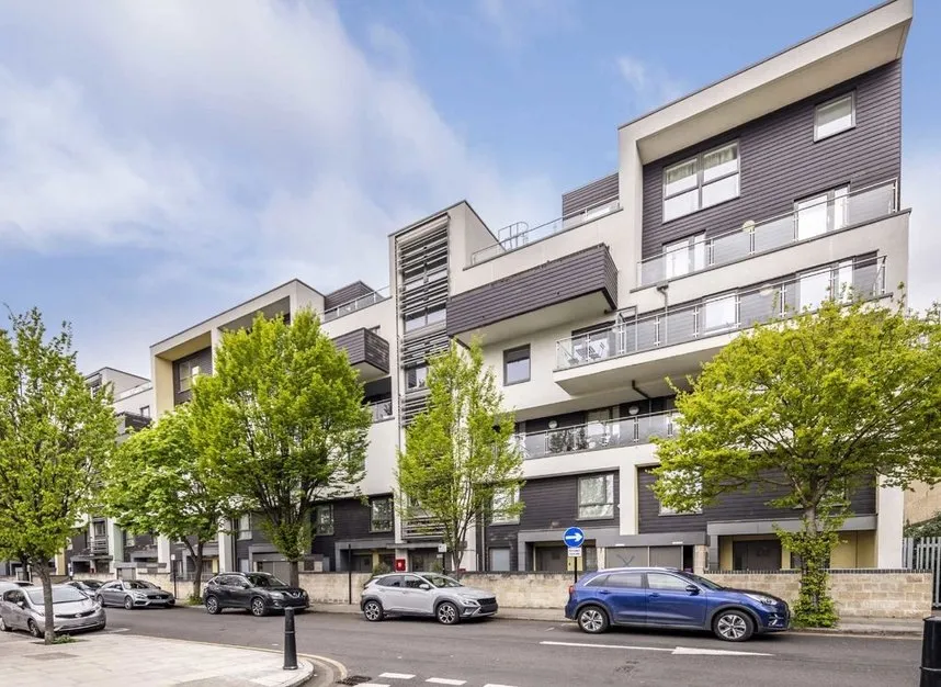 3 bed flat to rent — Tiller Road, Canary Wharf, E14