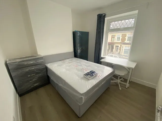 Strathnairn Street, Cardiff, CF24, photo 4