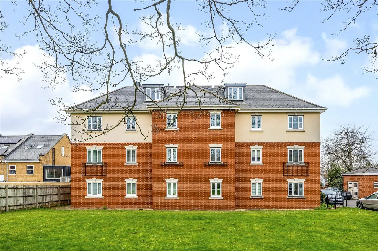 Floyer Close, Richmond, TW10, photo 2