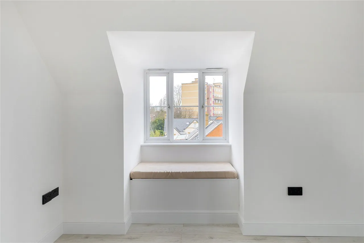 Floyer Close, Richmond, TW10, photo 5