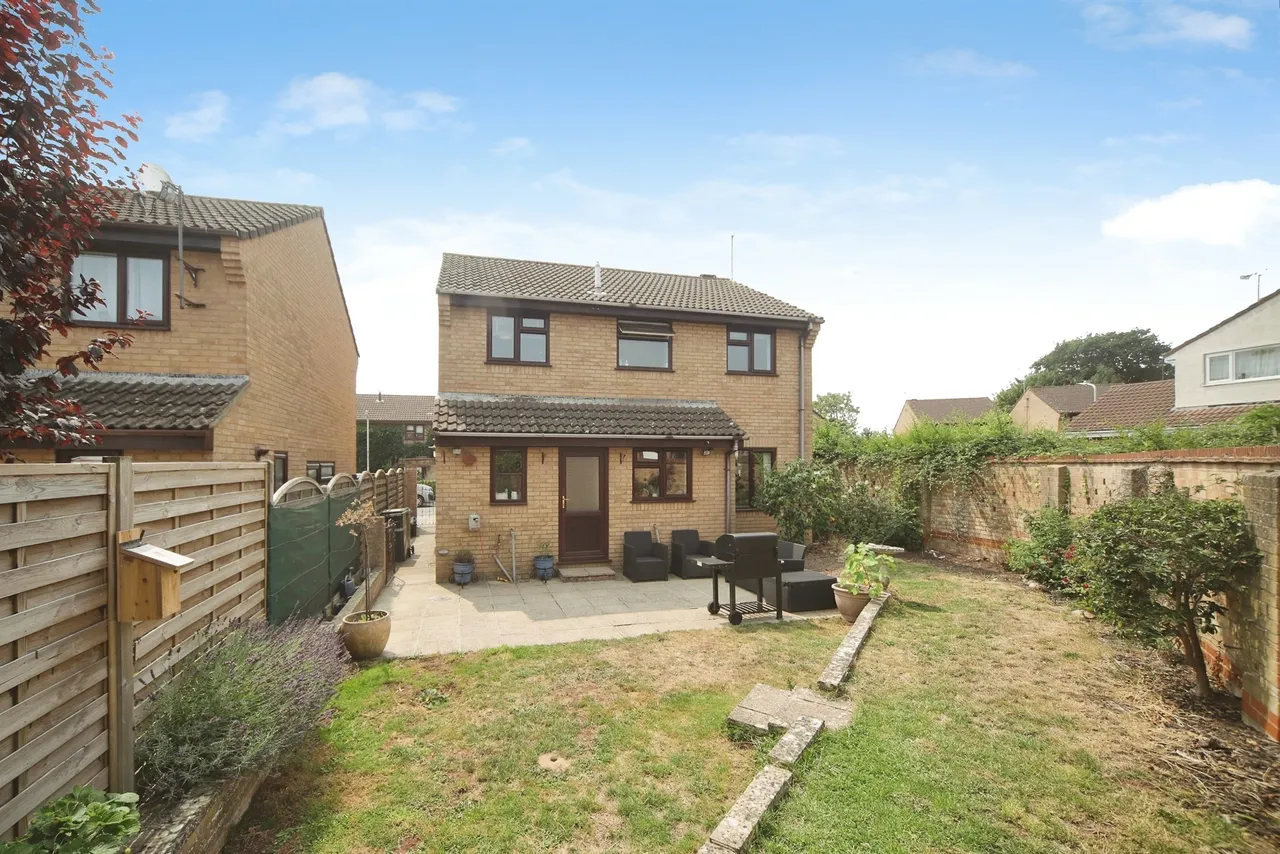 Feversham Way, TAUNTON, photo 8