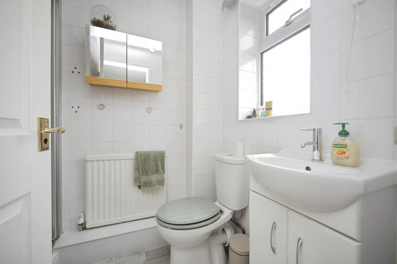 Feversham Way, TAUNTON, photo 10