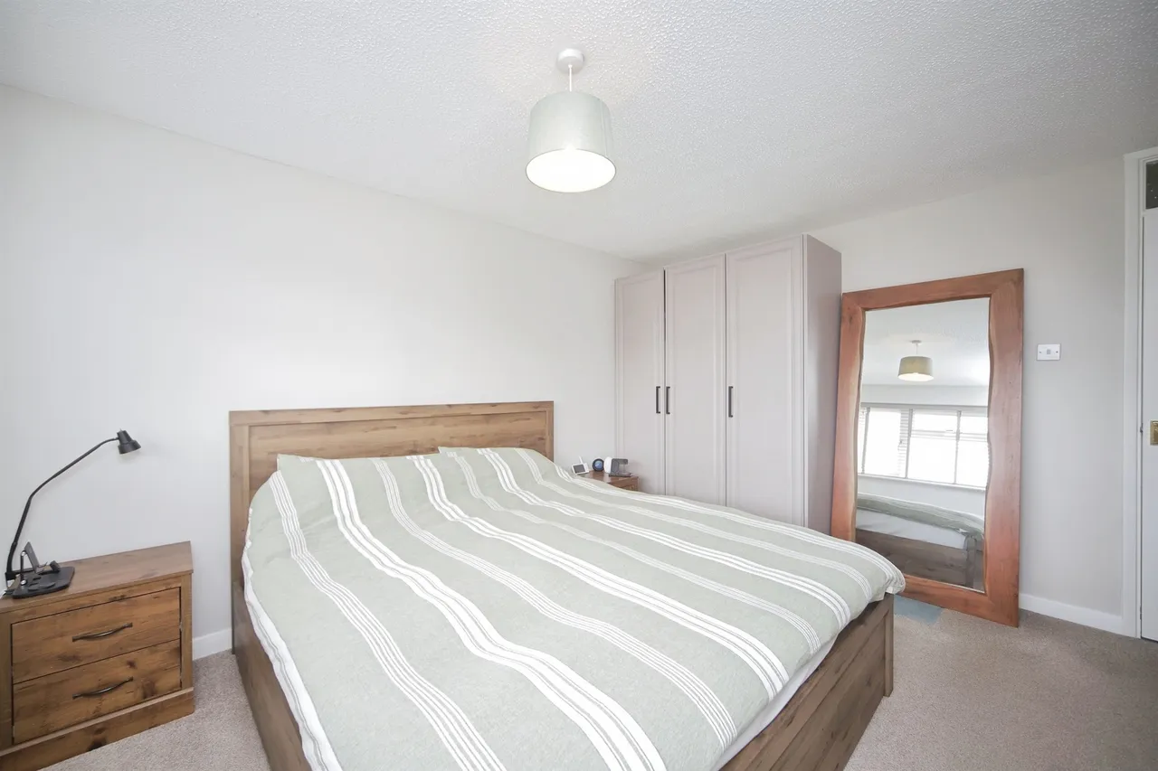 Feversham Way, TAUNTON, photo 9