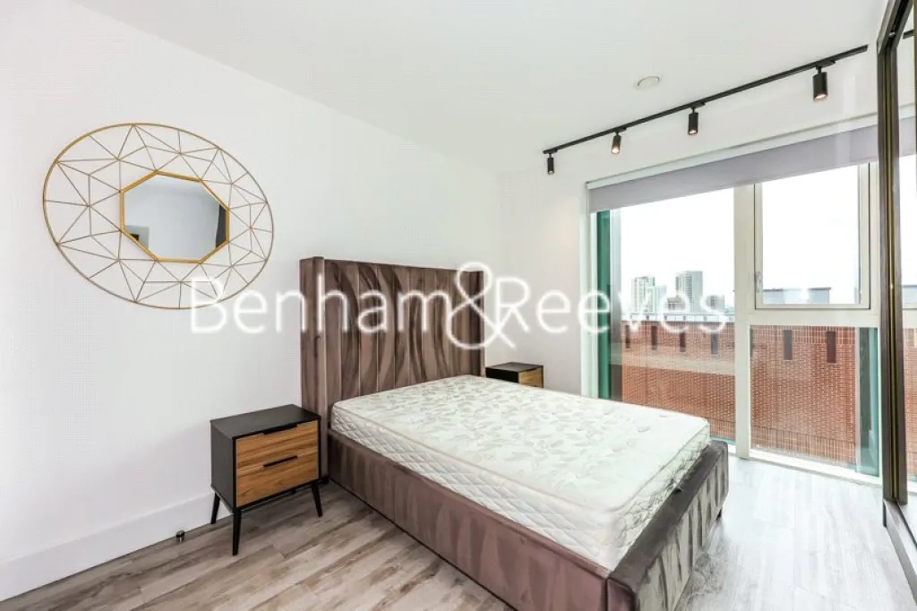 Portal Way, Acton, W3, photo 9