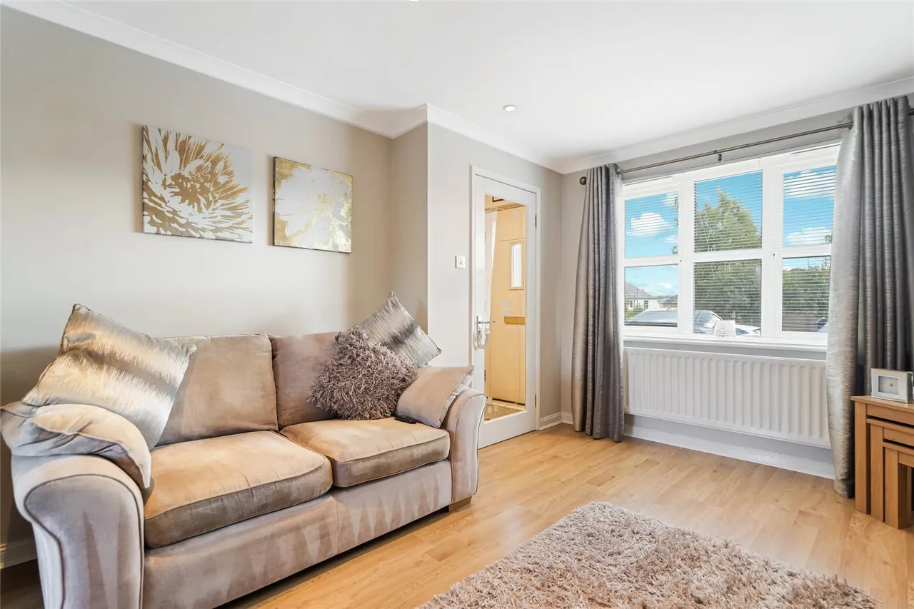 Taylor Court, Falkirk, FK2, photo 7