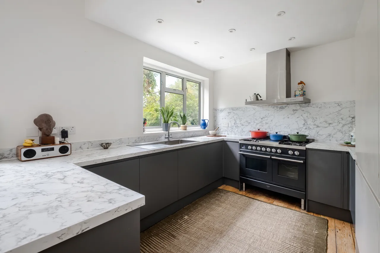 Greenham Road, London, N10, photo 9