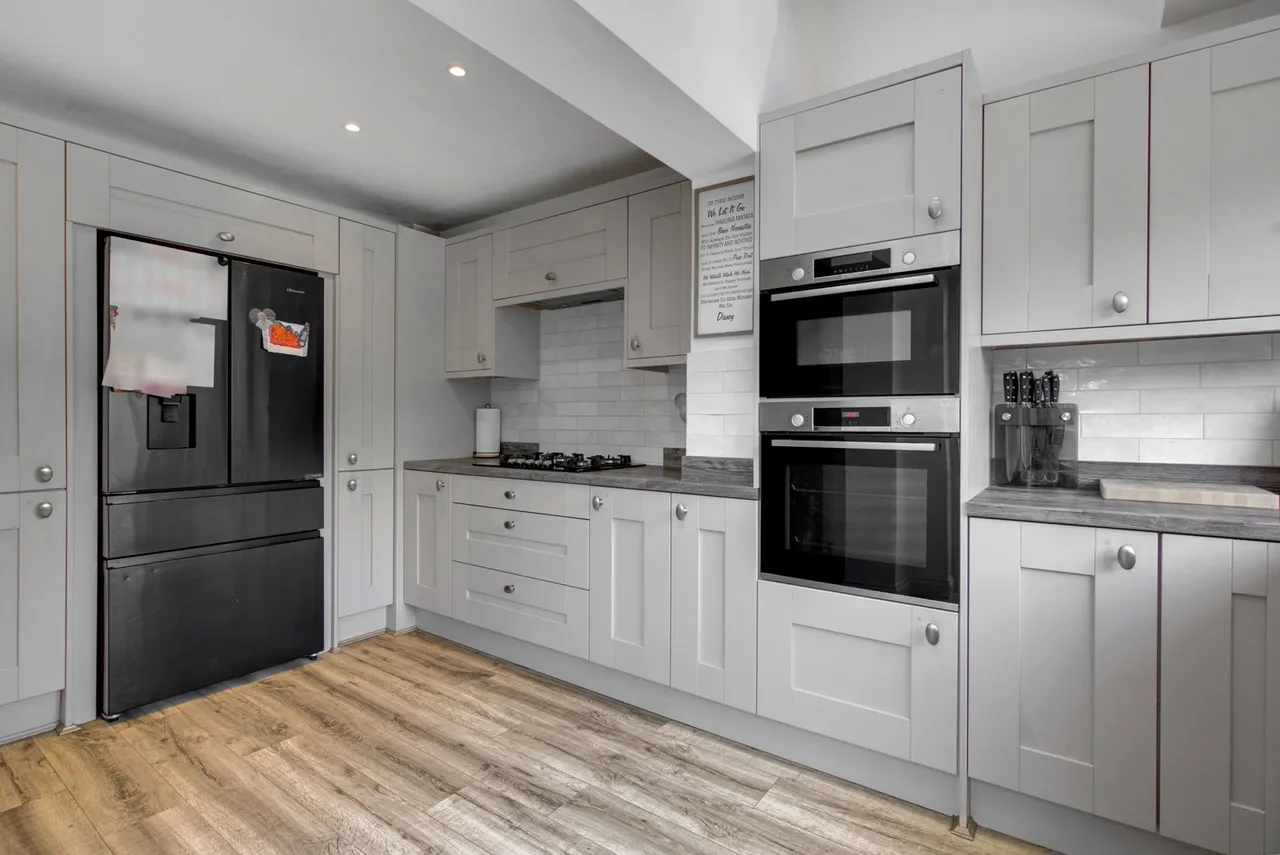 37 Cranleigh Crescent, Chester, CH1 5DR, photo 12