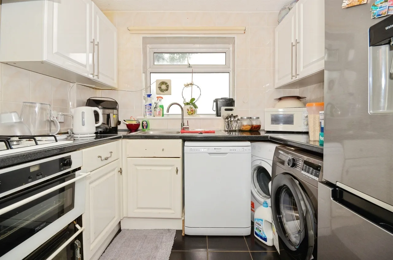 Hillfield Close, Harrow, HA2, photo 2