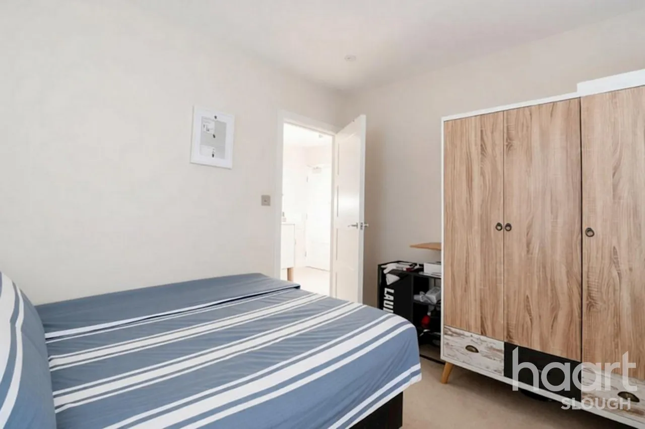 Chalvey Park, SL1, photo 3
