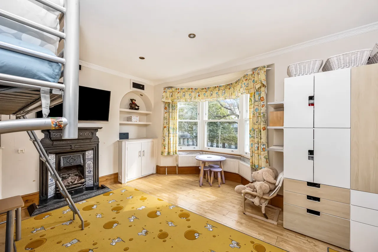 Russell Square, Brighton, BN1, photo 3