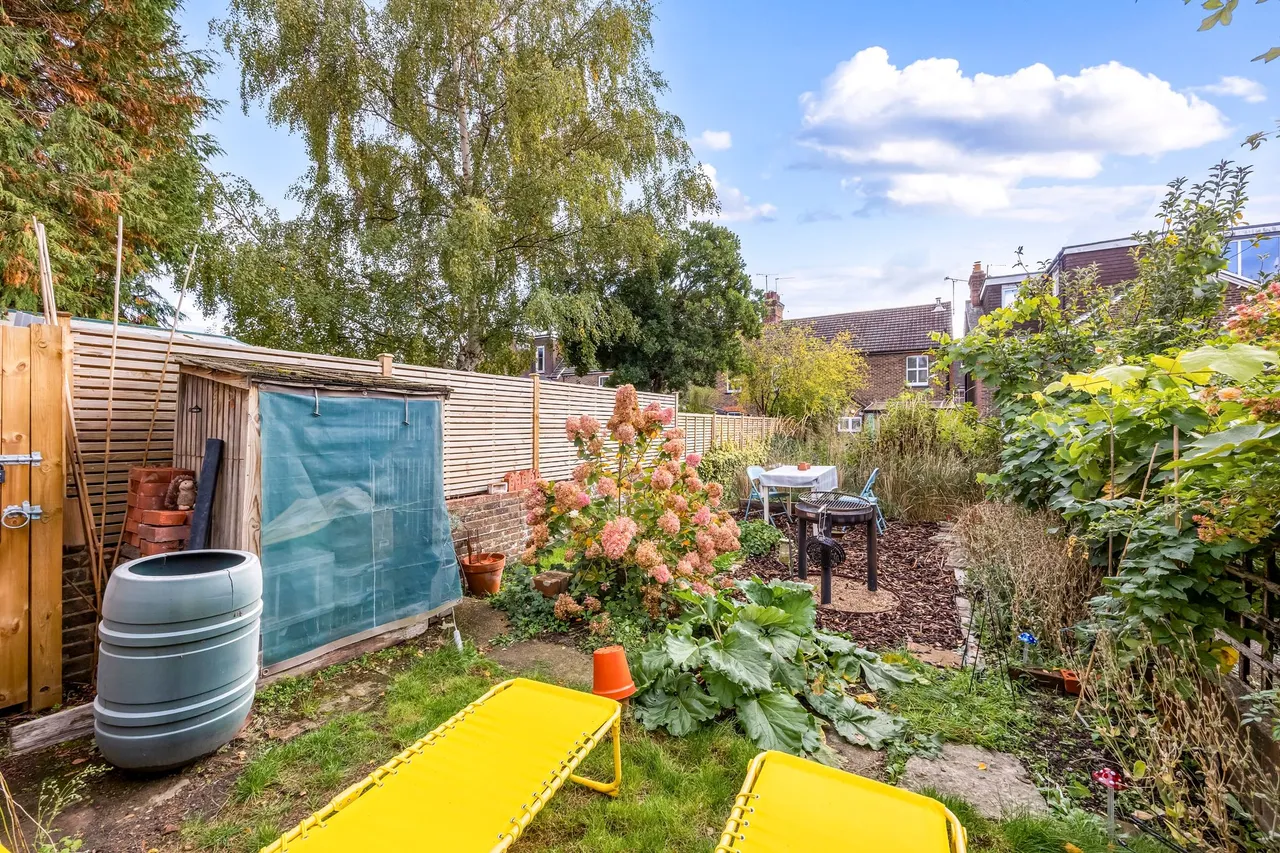Swindon Road, Horsham, RH12, photo 22