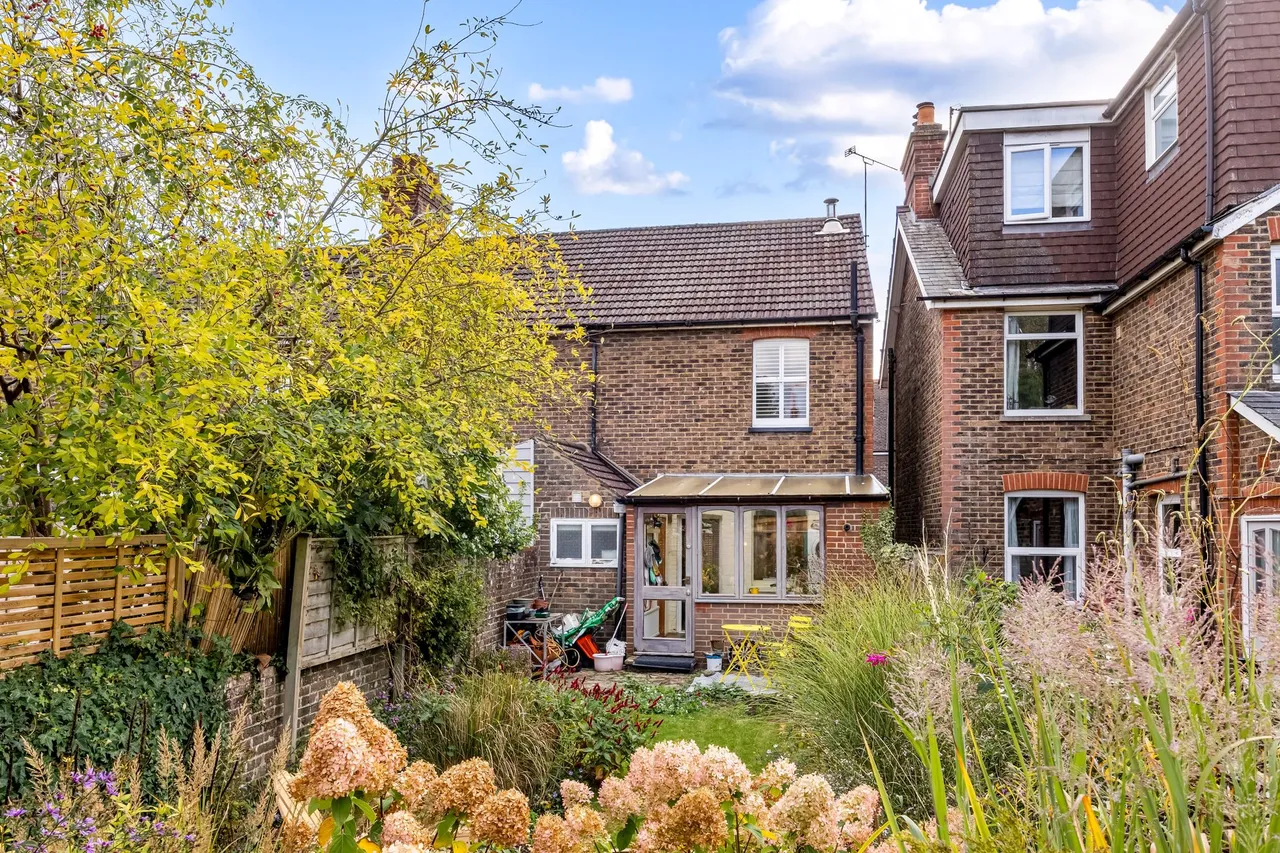 Swindon Road, Horsham, RH12, photo 19