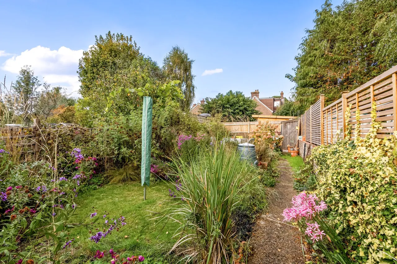 Swindon Road, Horsham, RH12, photo 20