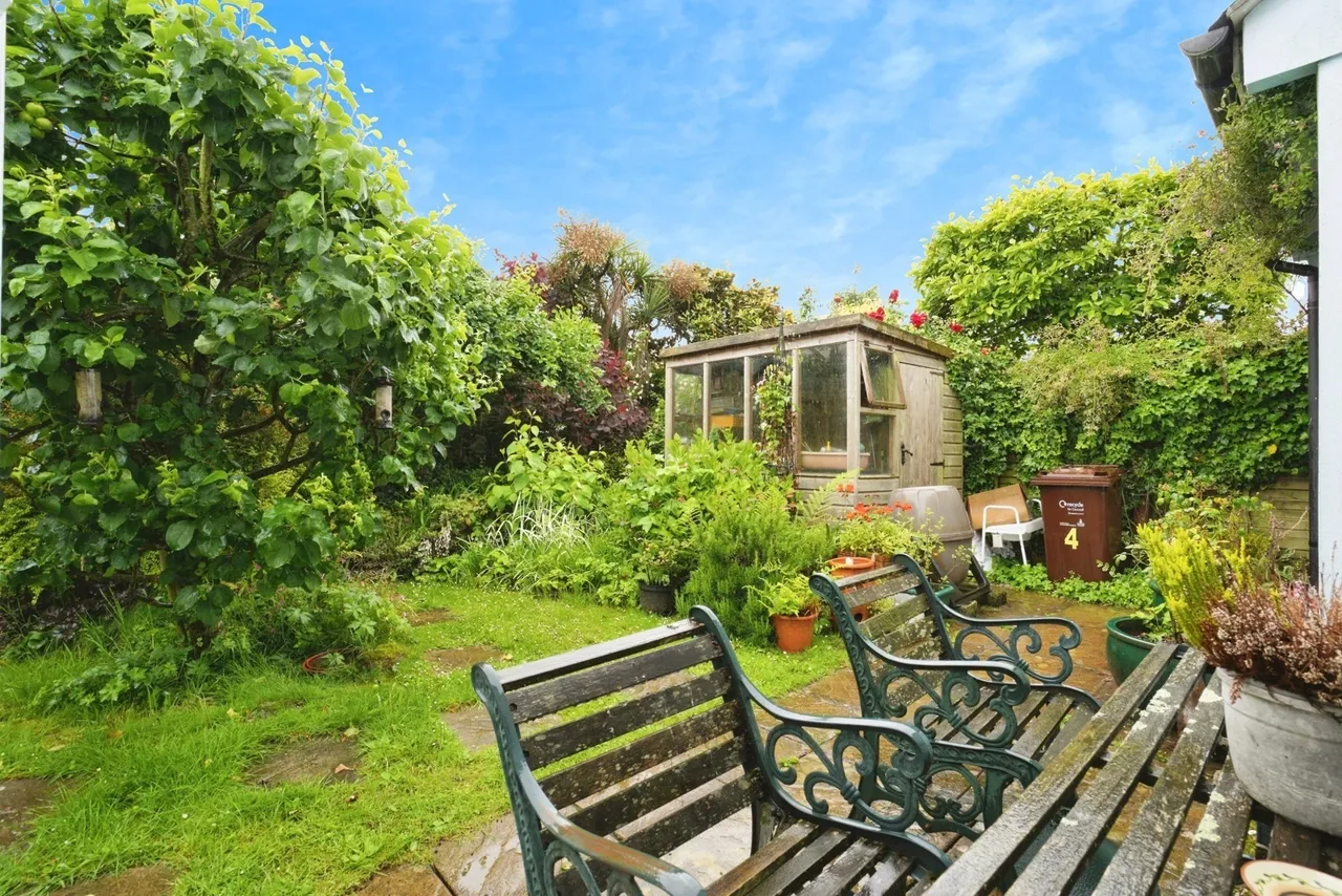 Chestnut Grove, Bodmin, PL31, photo 11