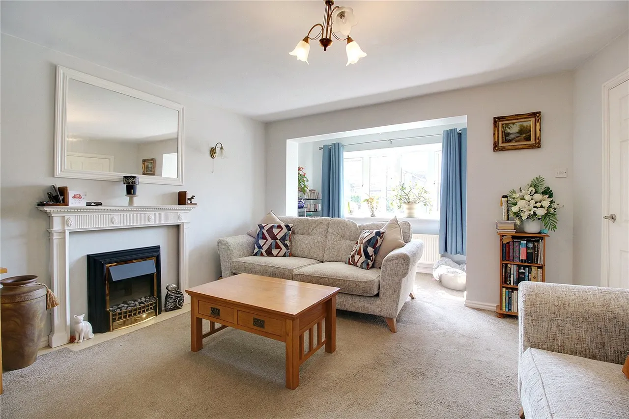Woodyard Close, Mulbarton, Norwich, Norfolk, NR14, photo 2