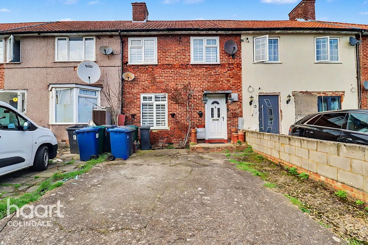 3 bed house for sale, Norwich Walk, HA8