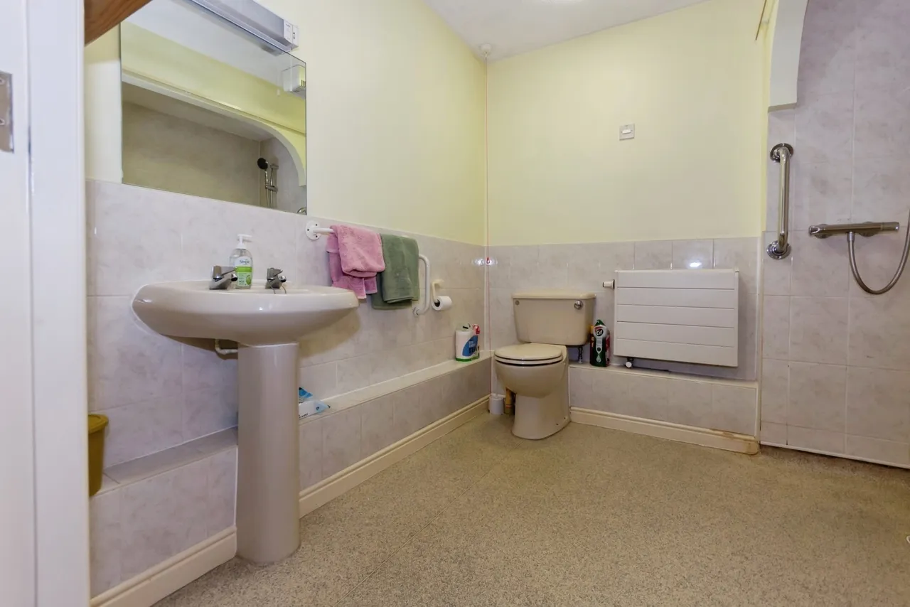 Ulleries Road, Solihull, West Midlands, B92, photo 8