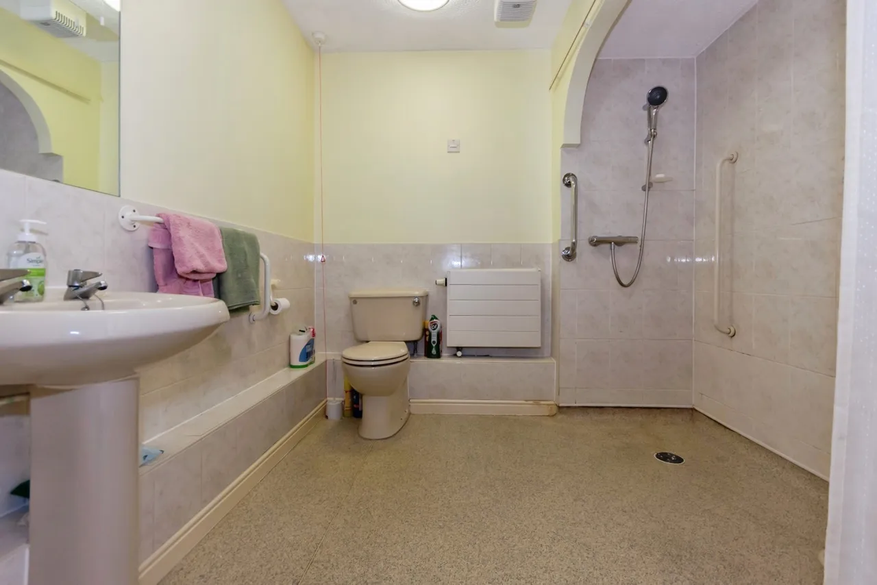 Ulleries Road, Solihull, West Midlands, B92, photo 9