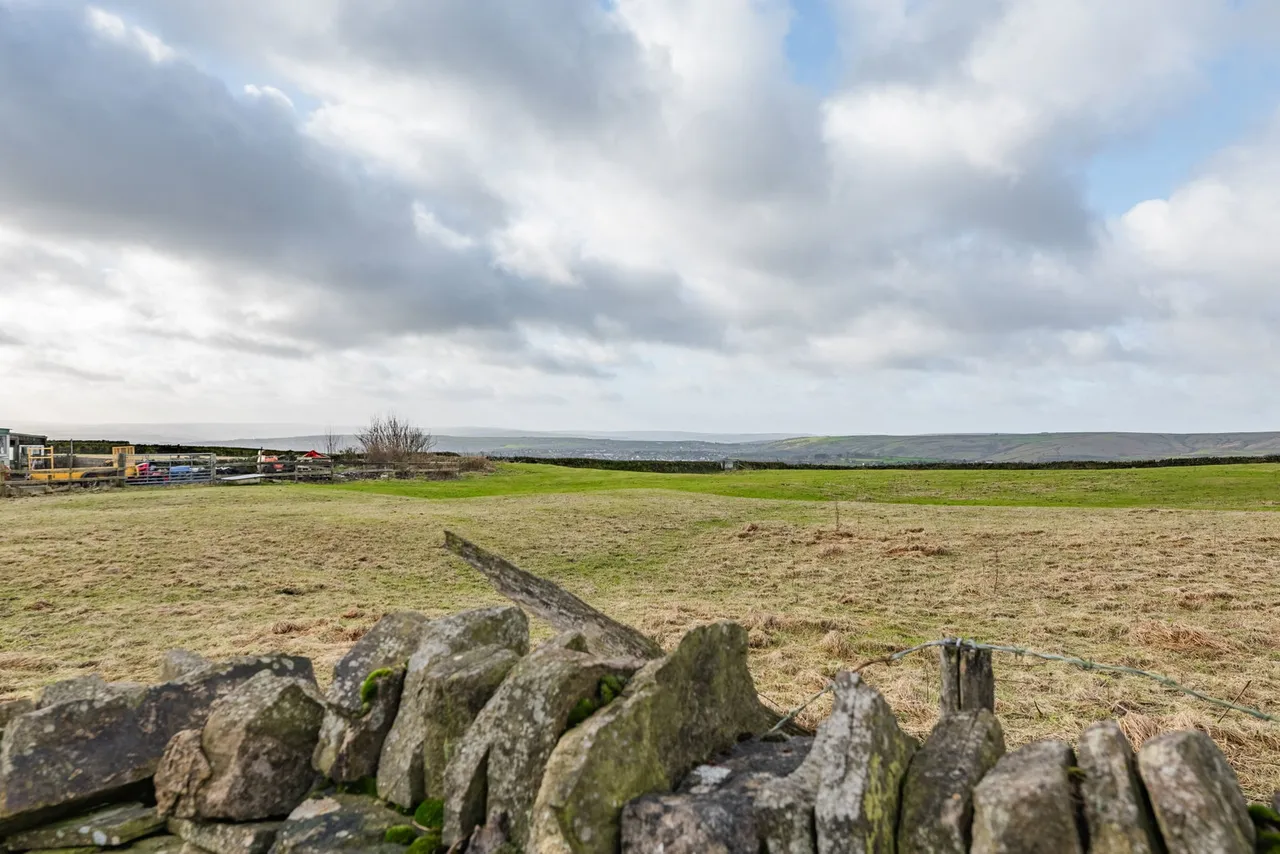 Moorside Fold, Mountain, BD13, photo 24