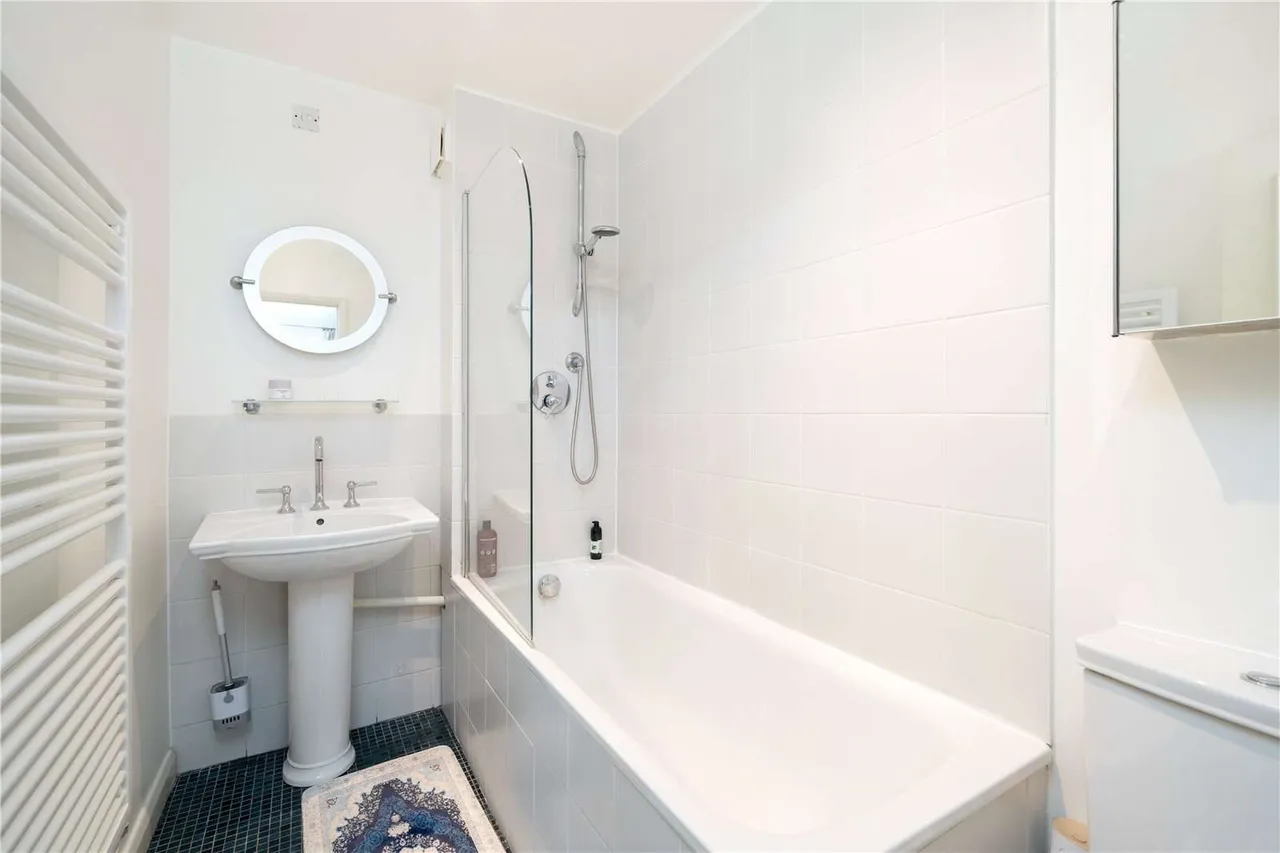 Pine Grove, Wimbledon, London, SW19 7HD, photo 11