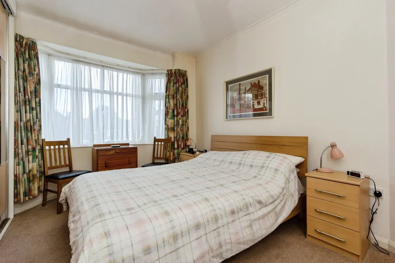 Somerton Avenue, SALE, Cheshire, M33, photo 4