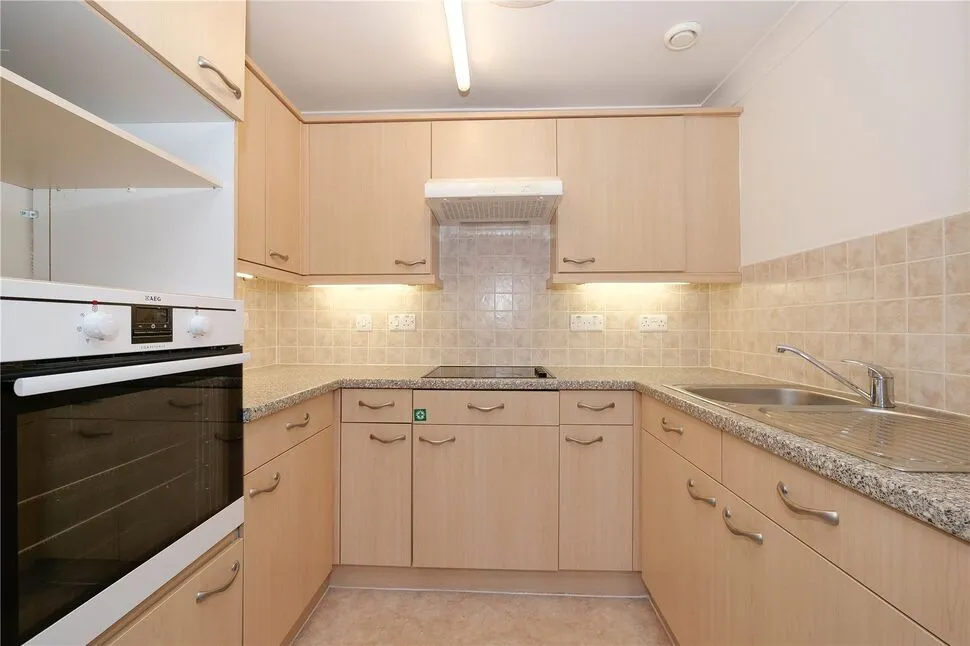 Oxford Avenue, Guiseley, West Yorkshire, LS20, photo 5