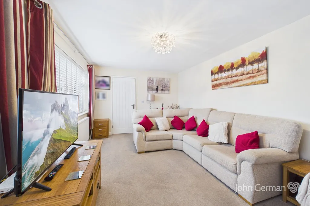 Collinson Road, Barton-under-Needwood, photo 6