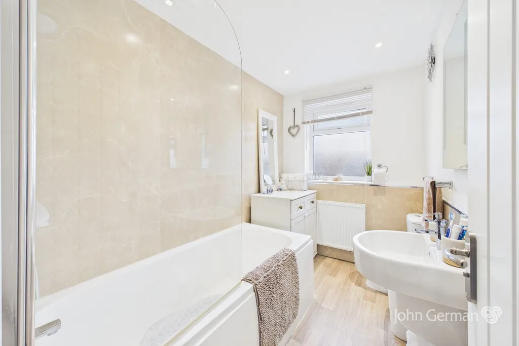 Collinson Road, Barton-under-Needwood, photo 29