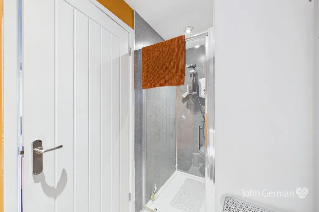 Collinson Road, Barton-under-Needwood, photo 21