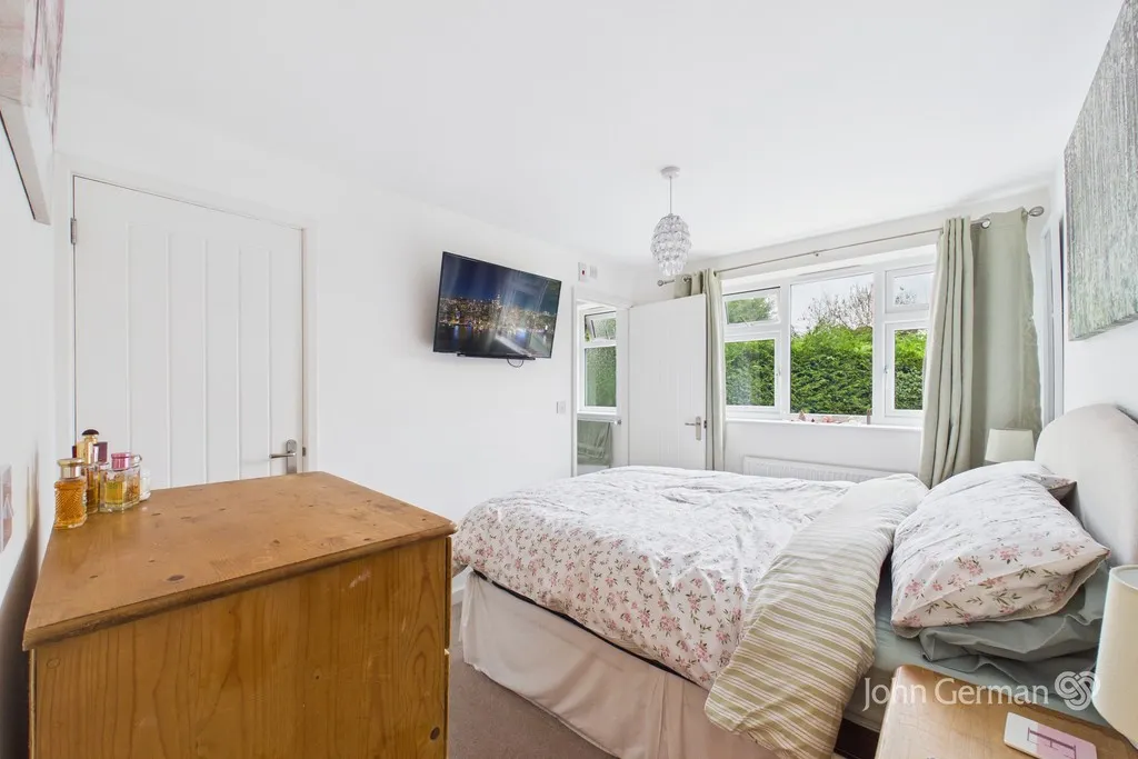 Collinson Road, Barton-under-Needwood, photo 25