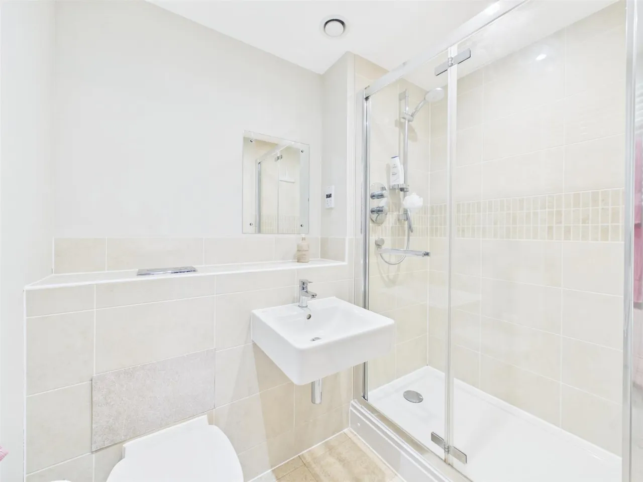 Mill Drive, Ruislip, HA4, photo 5